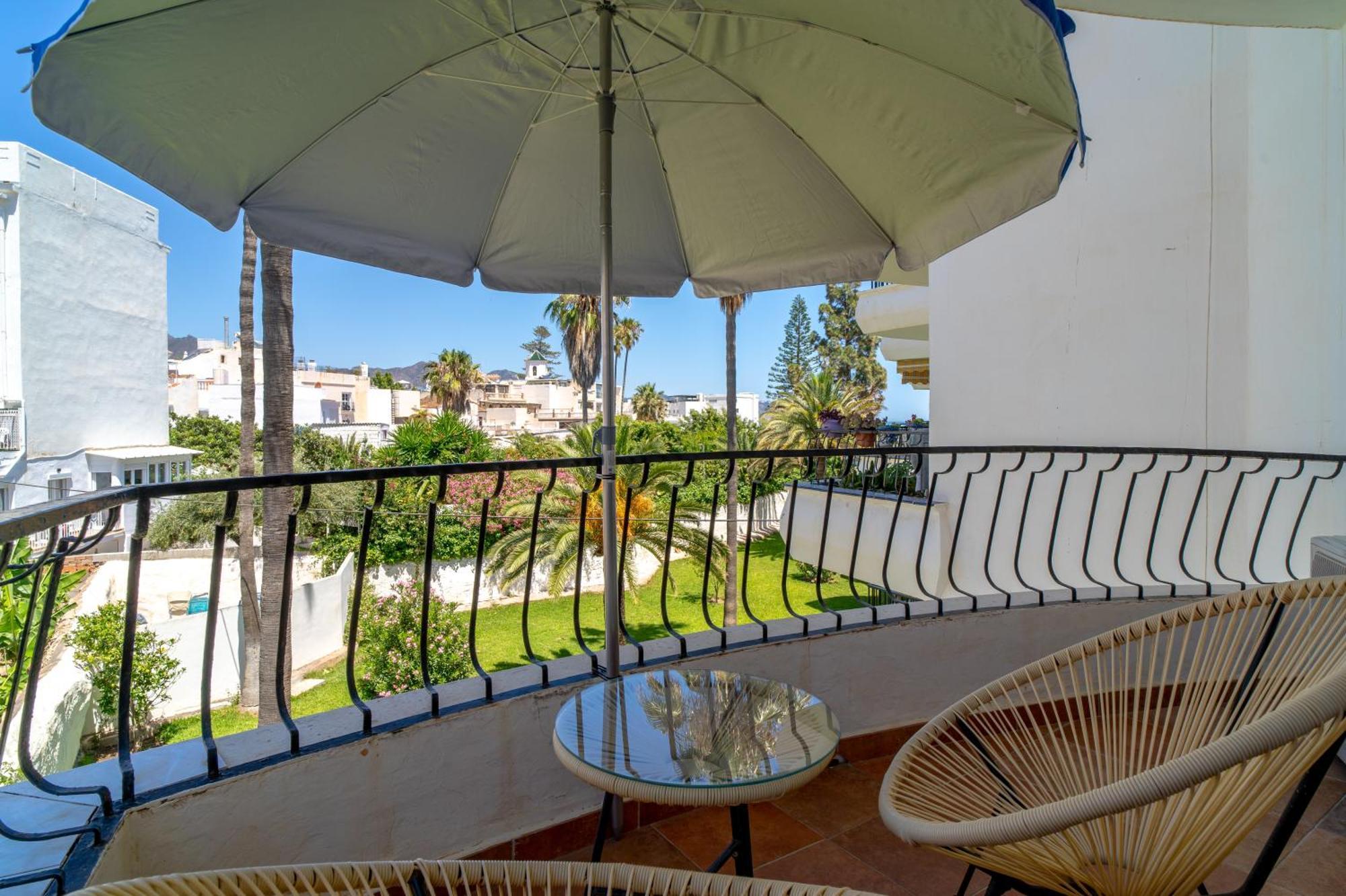 Acapulco Playa 301 Apartments Casasol Nerja Exterior photo